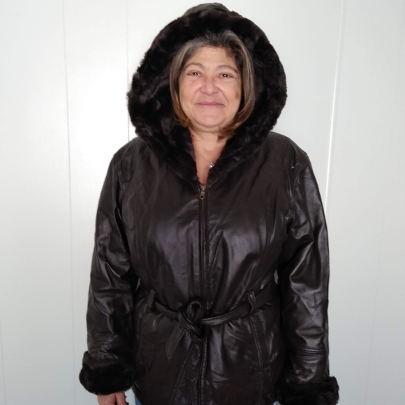 Leather jacket - Picture 3 of 4